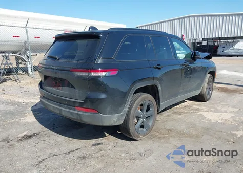 2024 Jeep Grand Cherokee Altitude X 4X4 from USA, damaged, VIN 1C4RJHAG6RC235920